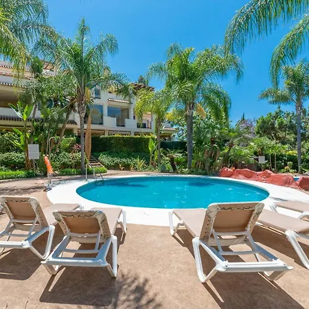Apartment Modern And Spacious 2 Bdrm Penthouse - 3 Pools And Sea Views *
