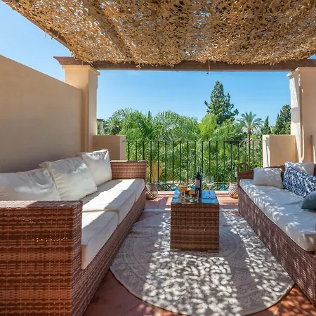 Apartment Modern And Spacious 2 Bdrm Penthouse - 3 Pools And Sea Views *