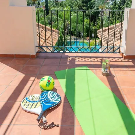 Modern And Spacious 2 Bdrm Penthouse - 3 Pools And Sea Views Apartment