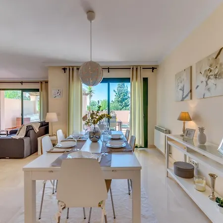 Apartment Modern And Spacious 2 Bdrm Penthouse - 3 Pools And Sea Views